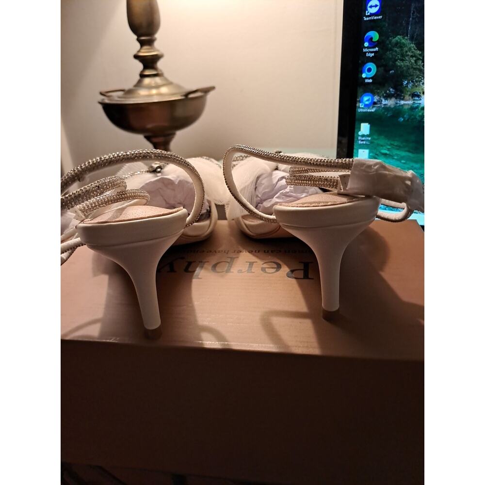 Perphy White Heels With Rhinestones Size 6 - Picture 3 of 6